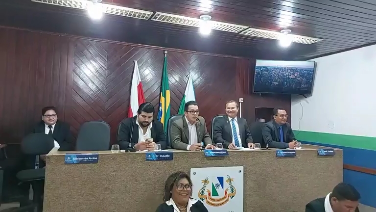 Sessão Solene de Abertura e 1ª Sessão Ordinária do 1° Período Legislativo – 18/01/2023