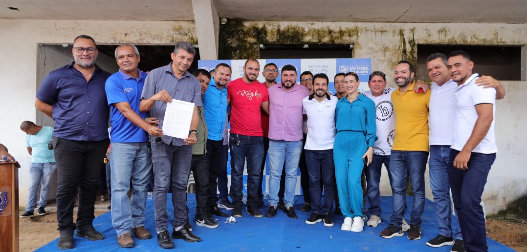 Assinatura da ordem de serviço UPA da Vila Franca